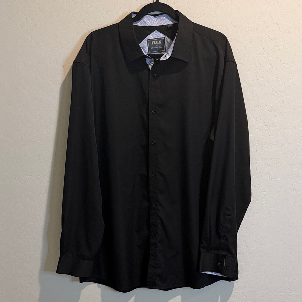 FLEX Men’s Black Long-Sleeve Dress Shirt